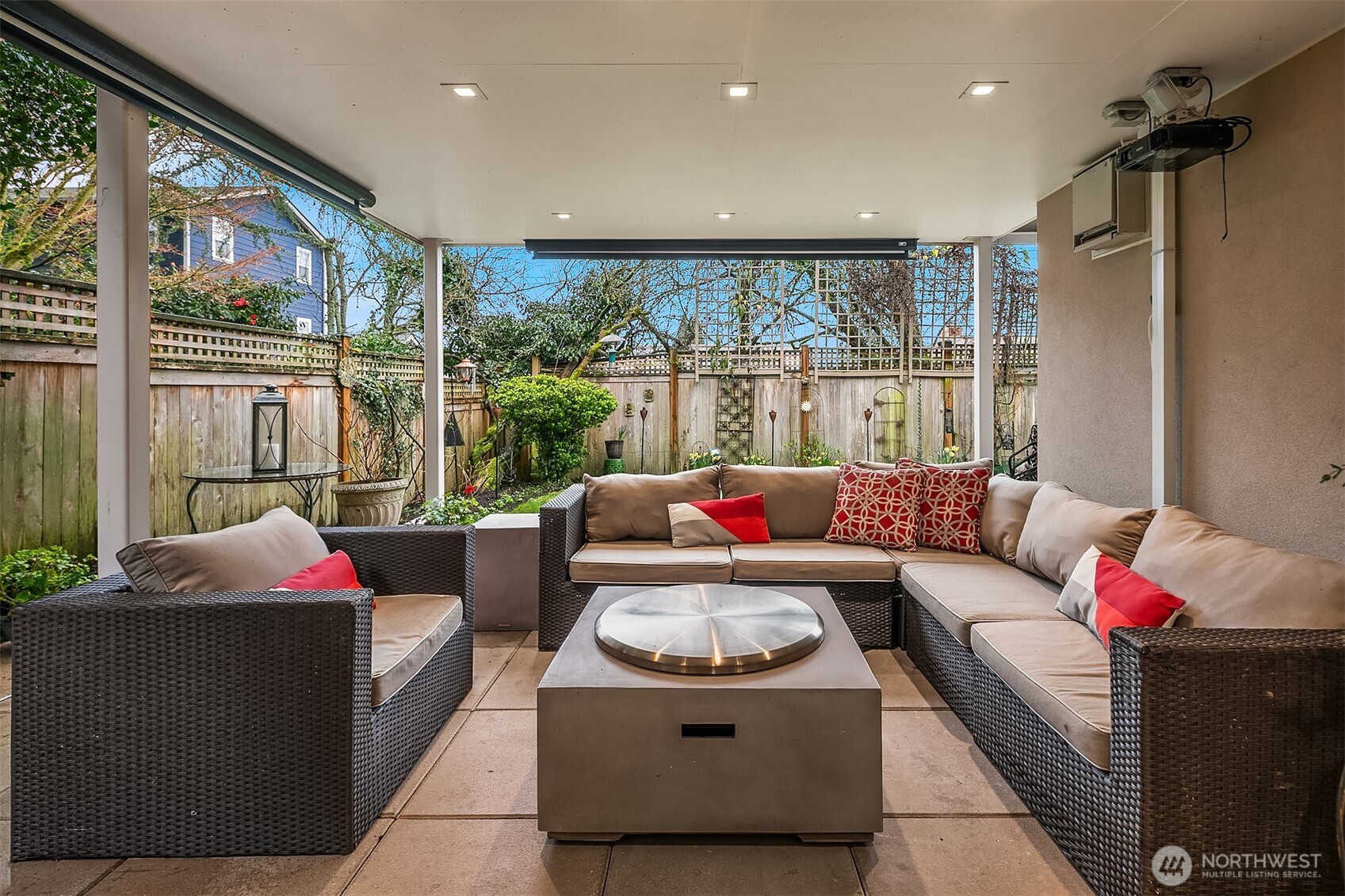 4721 45th Avenue NE, Seattle, WA 98105