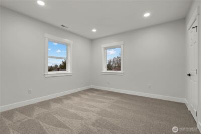 831 N Lawrence Street , Tacoma, WA 98406 - Photo 15