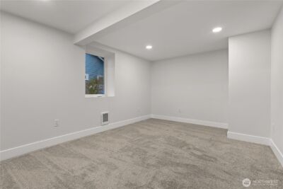 831 N Lawrence Street , Tacoma, WA 98406 - Photo 33