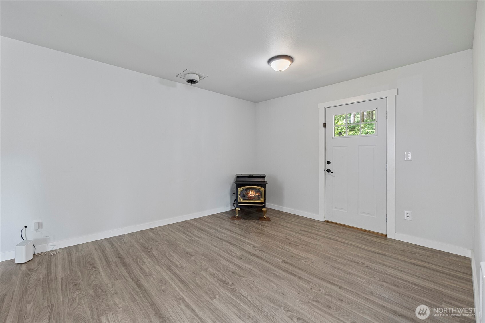 8471 Golden Valley Drive , Maple Falls, WA 98266