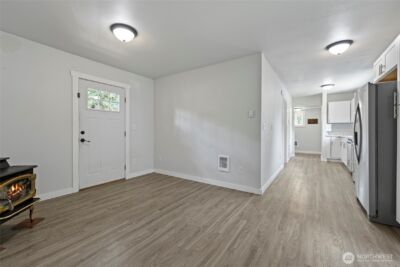 8471 Golden Valley Drive , Maple Falls, WA 98266 - Photo 8