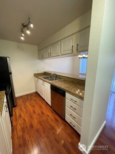 412 Center Road #D5, Everett, WA 98204 - Photo 11