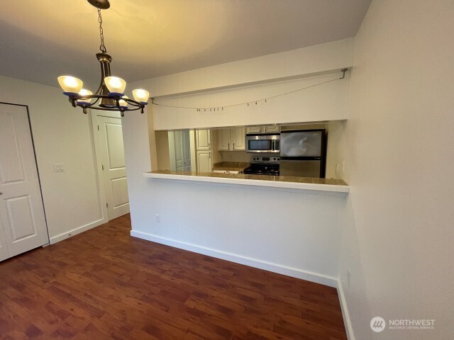 412 Center Road #D5, Everett, WA 98204