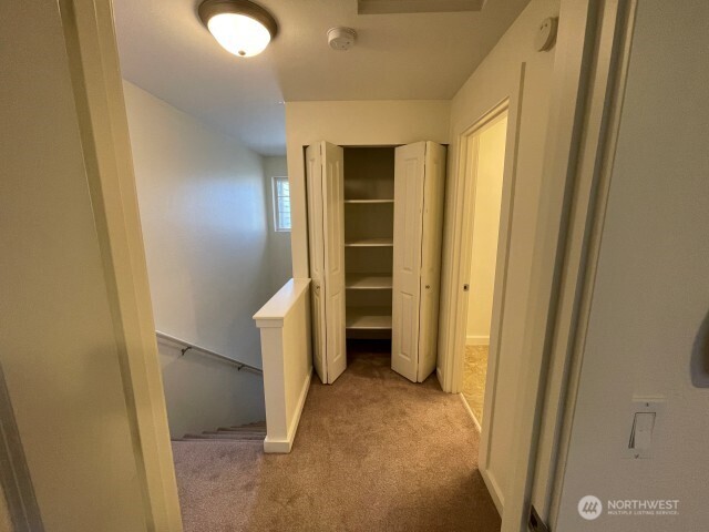 412 Center Road #D5, Everett, WA 98204