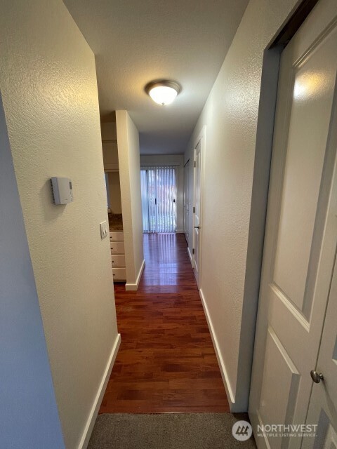 412 Center Road #D5, Everett, WA 98204