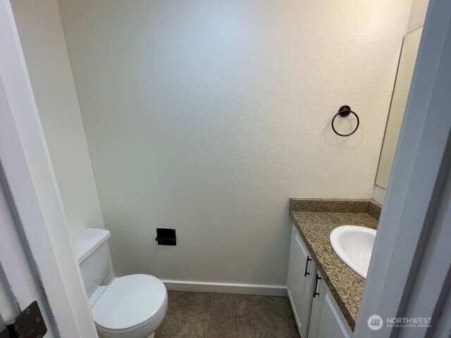 412 Center Road #D5, Everett, WA 98204