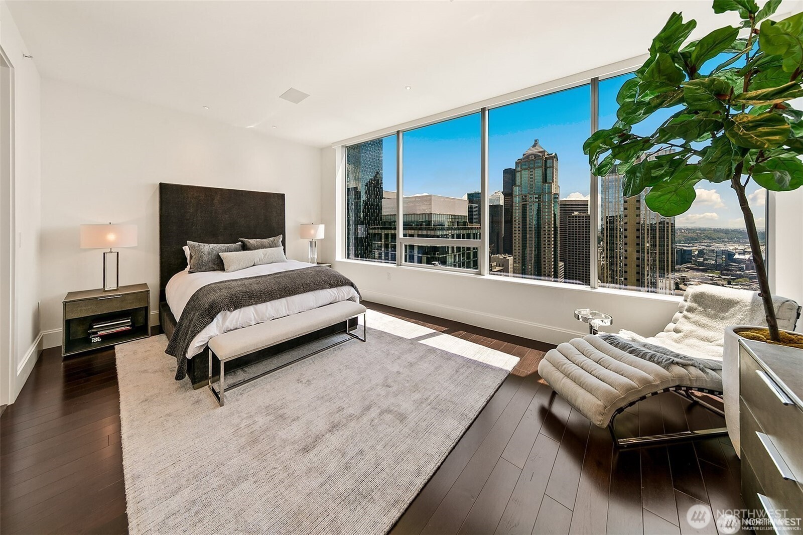 1521 2nd Avenue #3801, Seattle, WA 98101