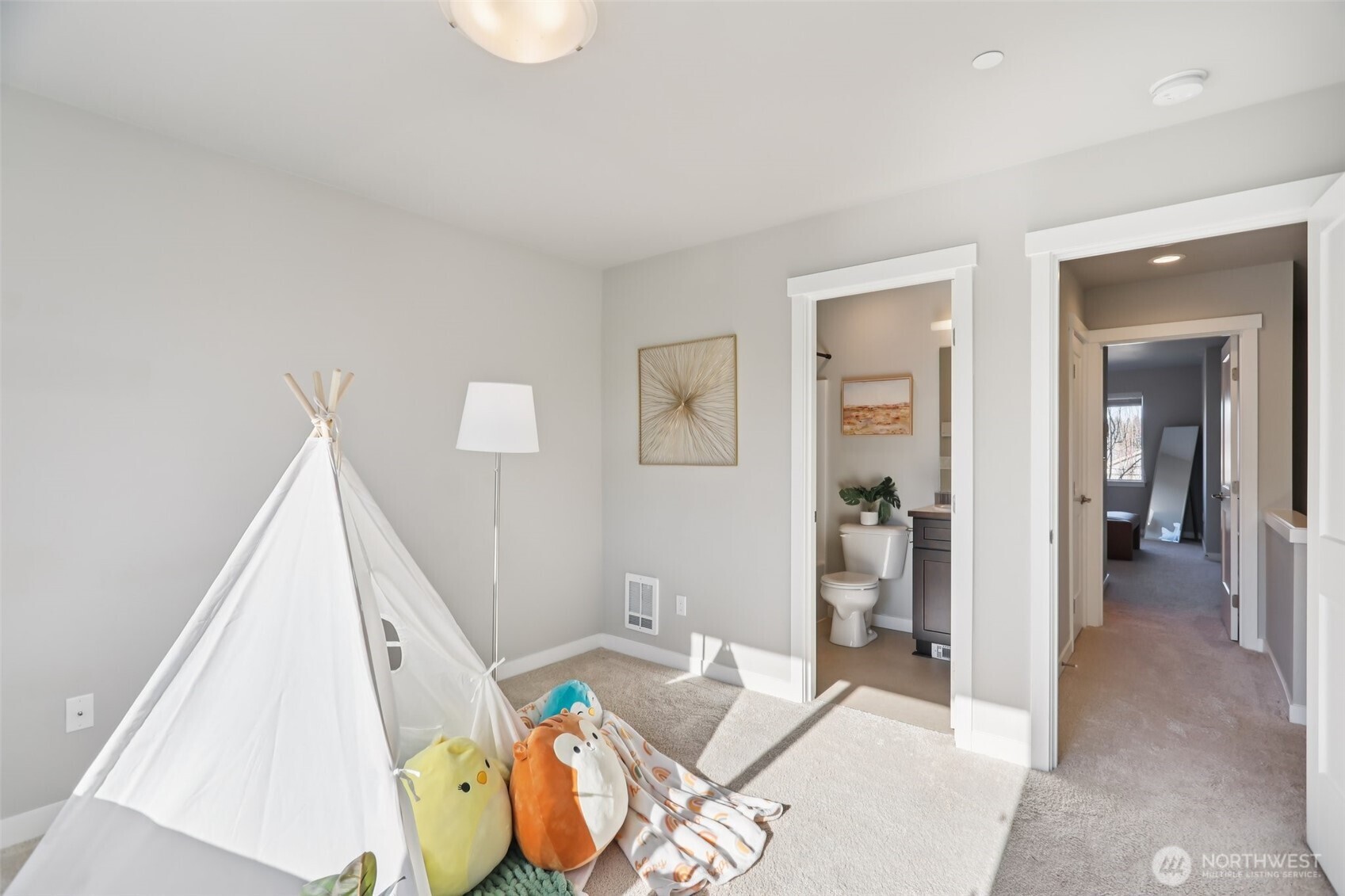 3230 148th Street SW #C2, Lynnwood, WA 98087