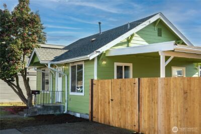 418 W Main , Puyallup, WA 98371-5324 - Photo 23