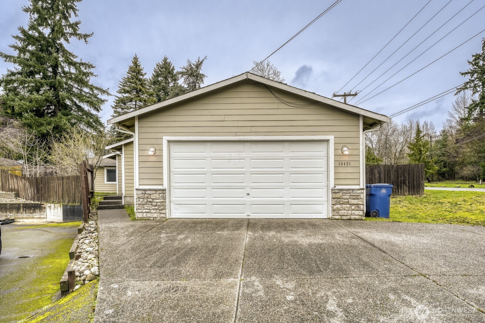 13421 Des Moines Memorial Drive S, Burien, WA 98168