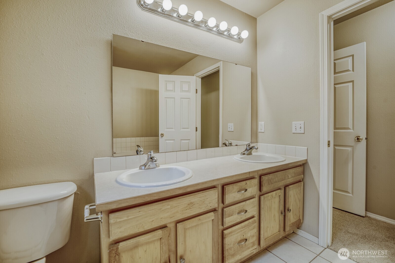 13421 Des Moines Memorial Drive S, Burien, WA 98168