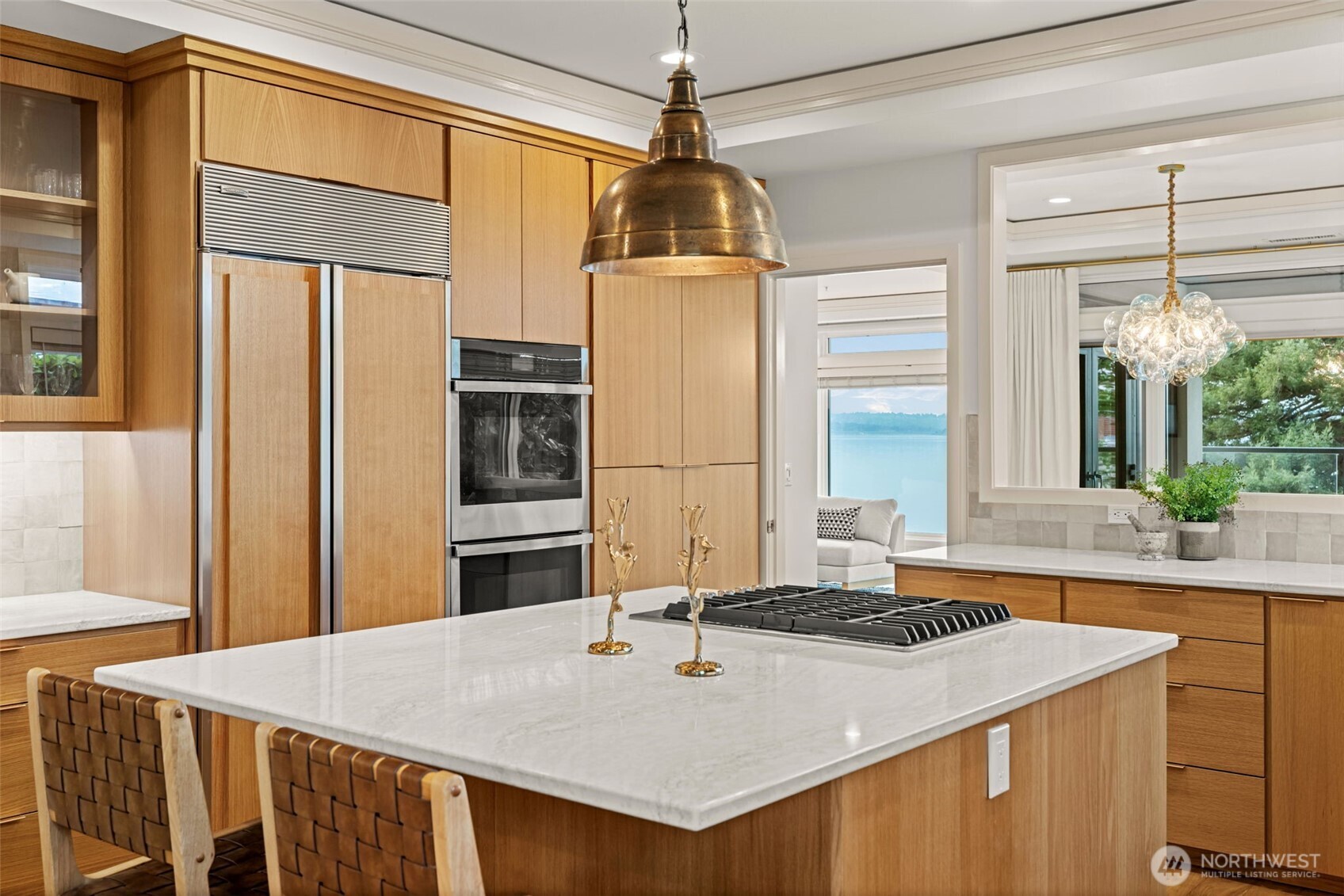 225 2nd Street S #D4, Kirkland, WA 98033