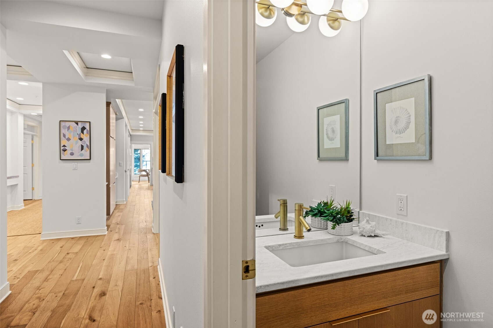 225 2nd Street S #D4, Kirkland, WA 98033