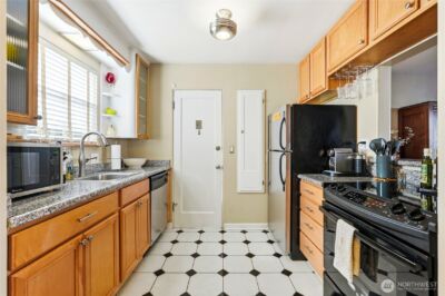 314 N G Street #B1, Tacoma, WA 98403 - Photo 5