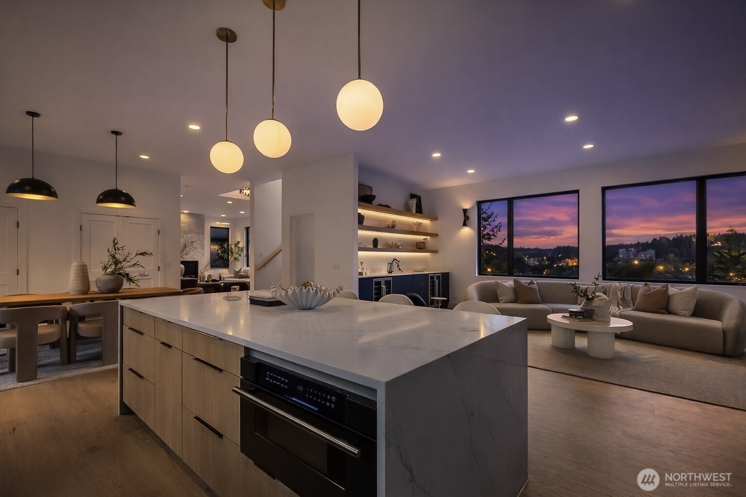 3695 122nd Avenue SE, Bellevue, WA 98006