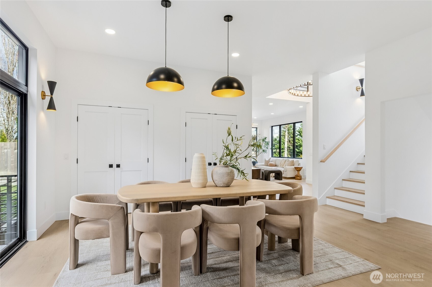 3695 122nd Avenue SE, Bellevue, WA 98006