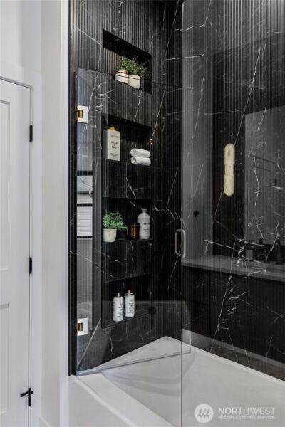 3695 122nd Avenue SE, Bellevue, WA 98006 - Photo 27