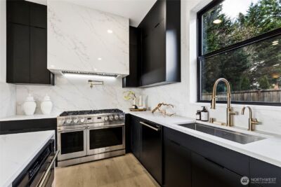 3695 122nd Avenue SE, Bellevue, WA 98006 - Photo 7