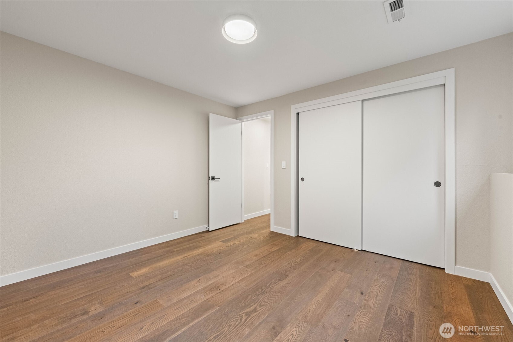 5208 66th Avenue W, University Place, WA 98467