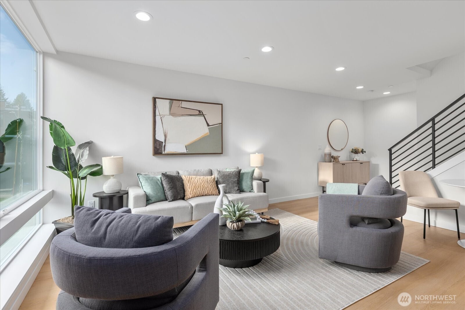 3114 Queen Anne Avenue N, Seattle, WA 98119