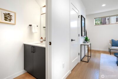 10344 Wallingford Avenue N, Seattle, WA 98133 - Photo 13