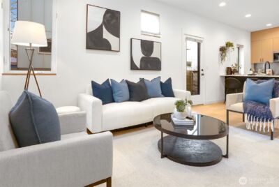 10344 Wallingford Avenue N, Seattle, WA 98133 - Photo 4