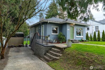 10026 4th Avenue SW, Seattle, WA 98146 - Photo 2