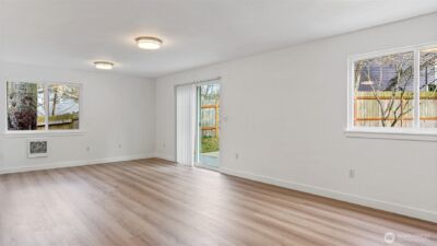 5909 Glenwood Avenue , Everett, WA 98203 - Photo 15