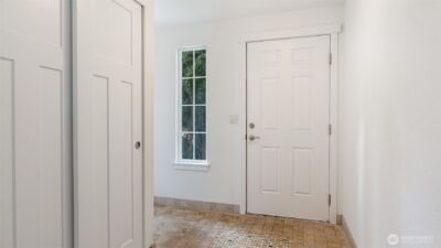 5909 Glenwood Avenue , Everett, WA 98203 - Photo 8