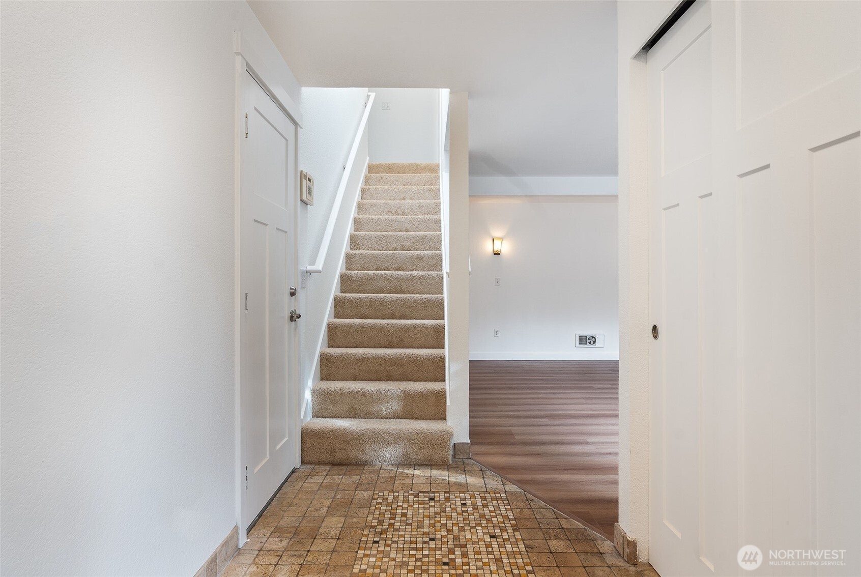 5909 Glenwood Avenue , Everett, WA 98203