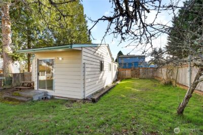 2524 NE 130th Street , Seattle, WA 98125 - Photo 5