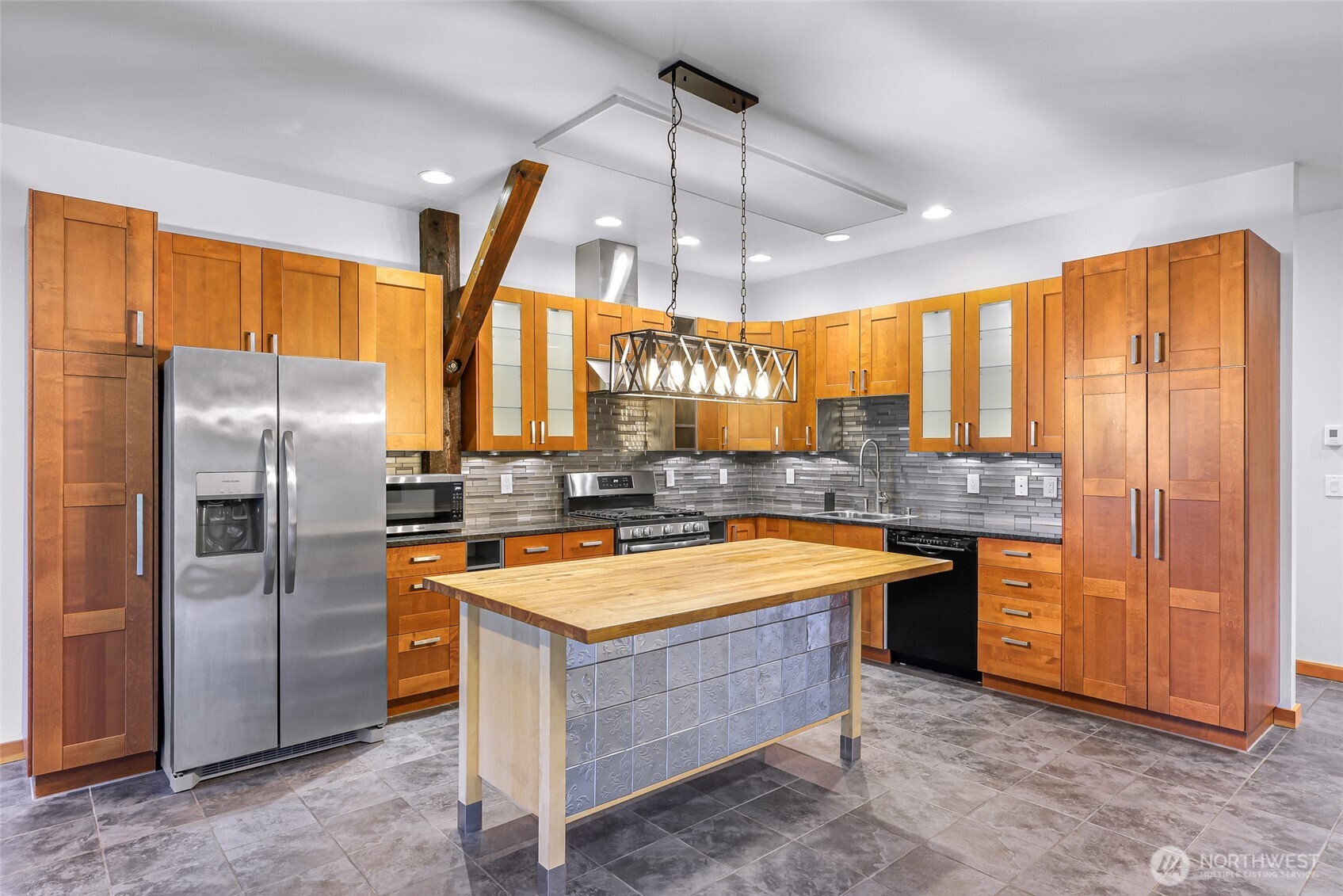 27806 W Gilligan Creek Road , Sedro Woolley, WA 98284