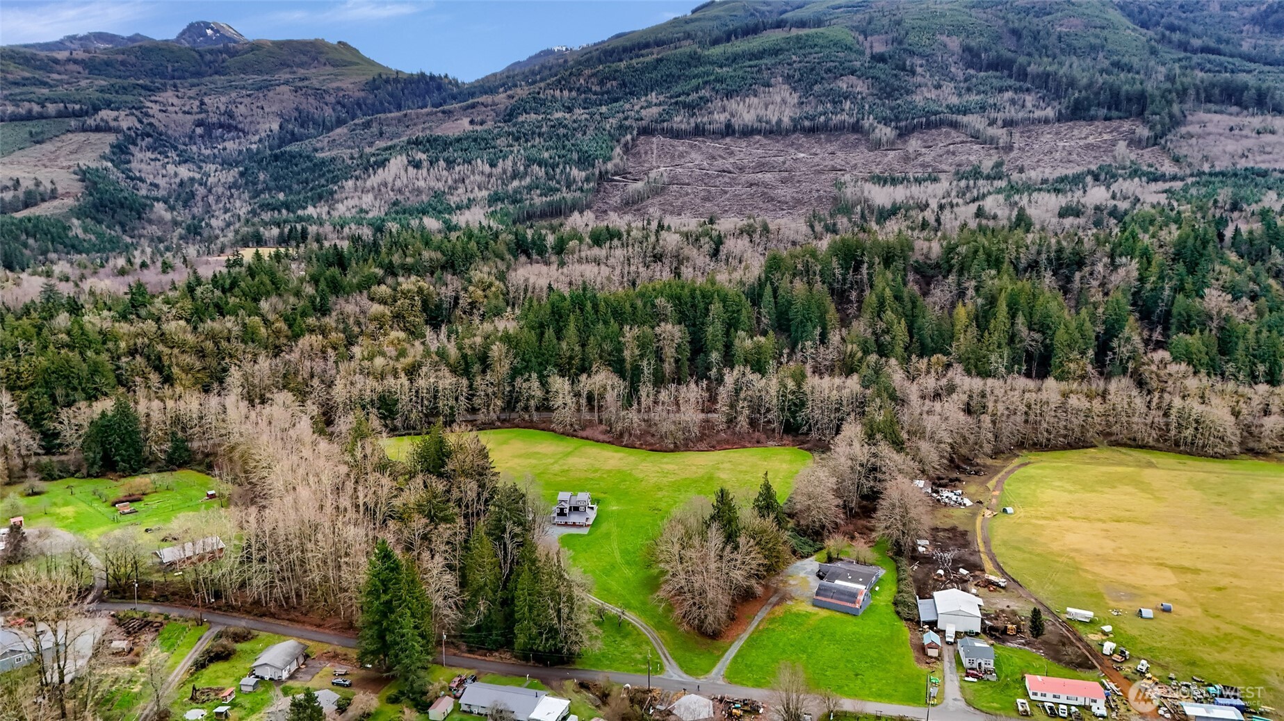 27806 W Gilligan Creek Road , Sedro Woolley, WA 98284