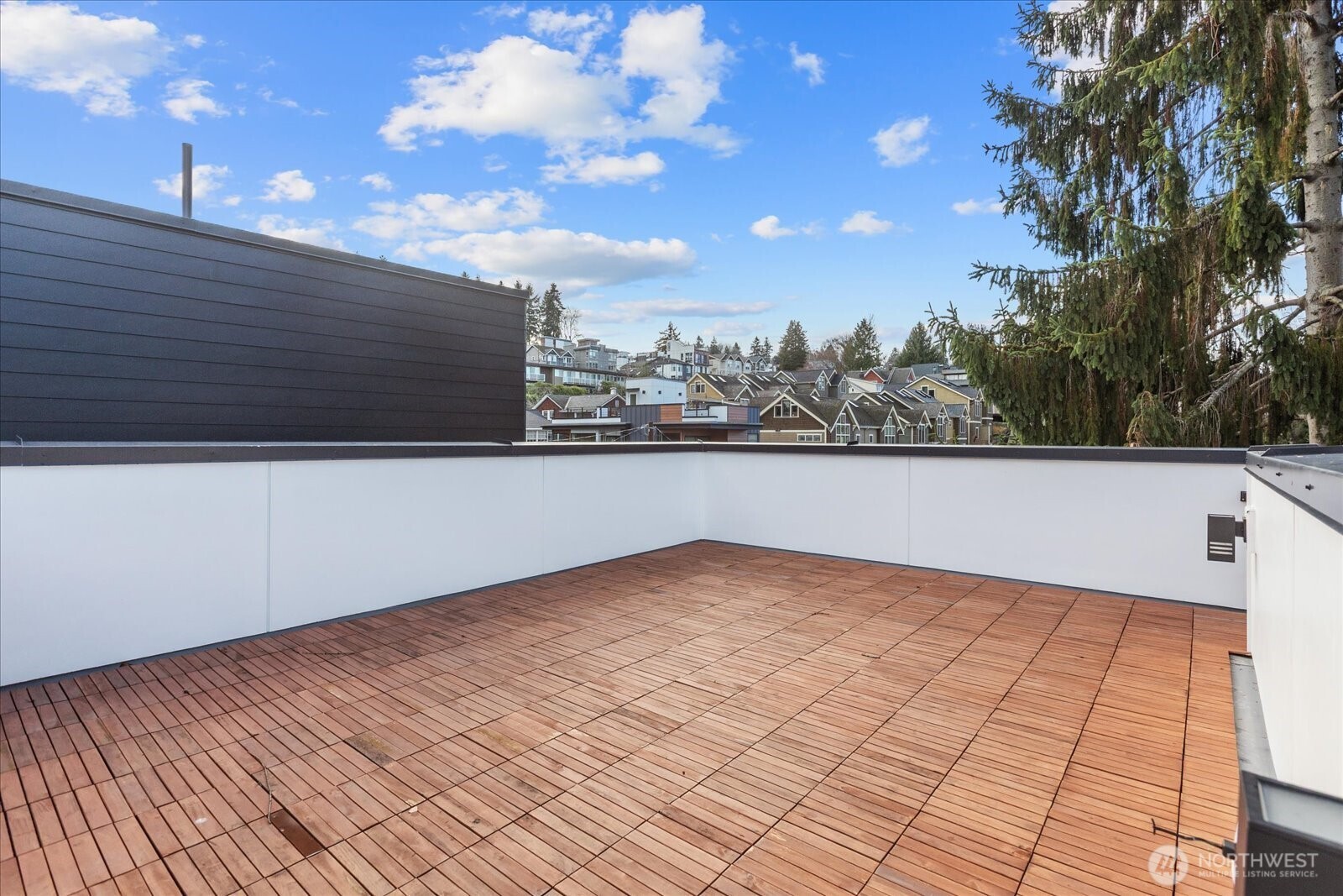 3118 Queen Anne Avenue N, Seattle, WA 98119