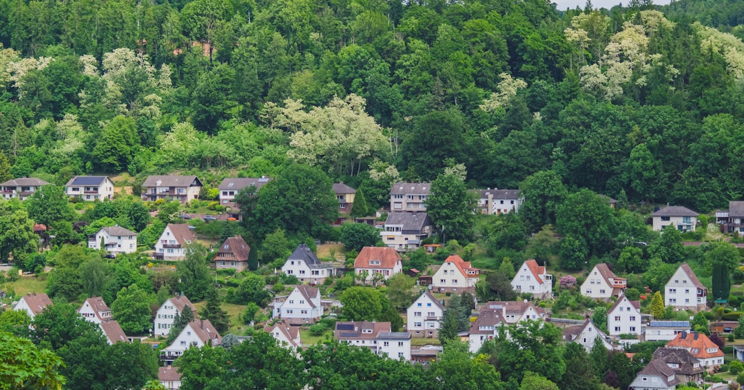 Washington real estate 2026 --> - What You Can Buy for $750K in {CITY}