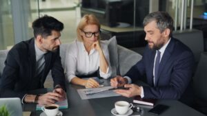 Washington real estate agents - Washington Agents Navigate Commission Changes and Tech Trends
