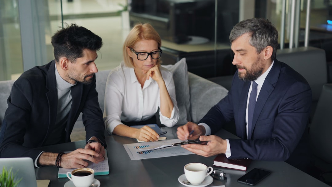 Washington real estate agents - Washington Agents Navigate Commission Changes and Tech Trends